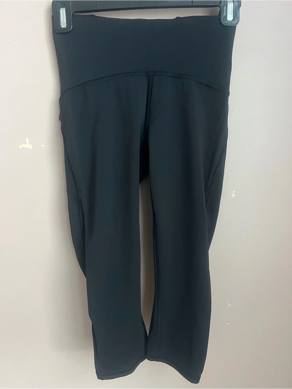 lululemon athletica Black High-Rise Cropped Leggings